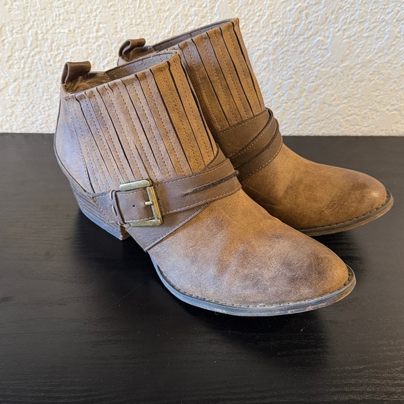 Altar’d state brown boots - Picture 2 of 4